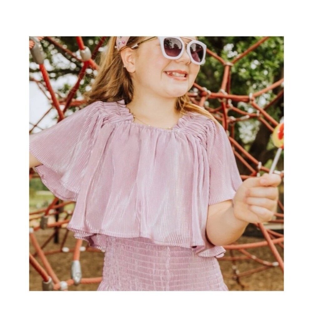 Queen Of Sparkles Kids Flutter Sleeve Shimmer Top Lavender Size Xl NWT